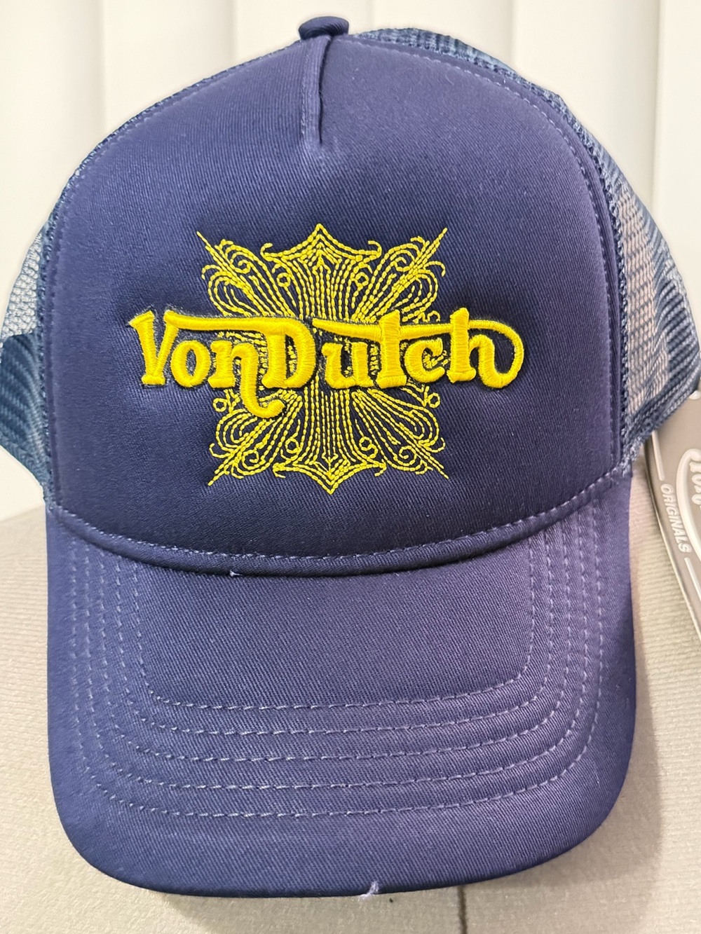 Von Dutch Yellow Embroidered Cross Logo Navy Mesh Trucker Hat 🧢⚡